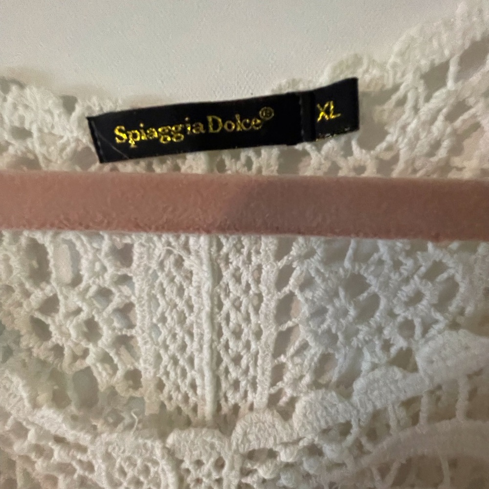 Elegant Lace Blouse - Cream - Picture 2 of 7